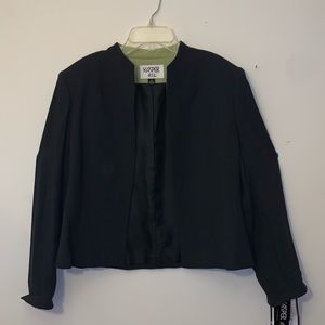 3pc Kasper charcoal & green women’s suit. Size: 12